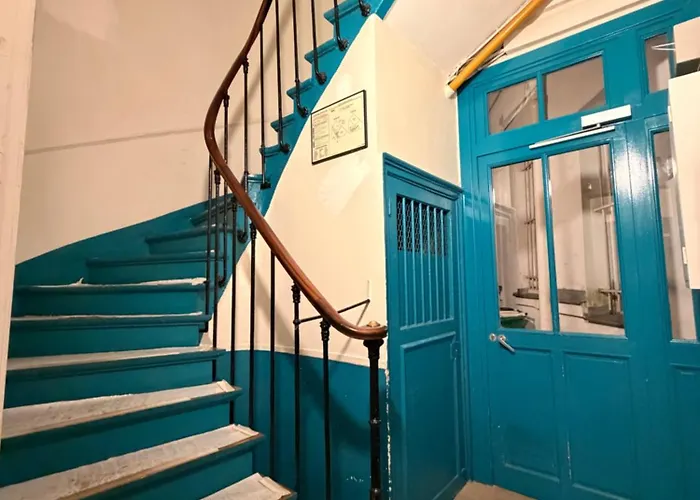 Blue Paris